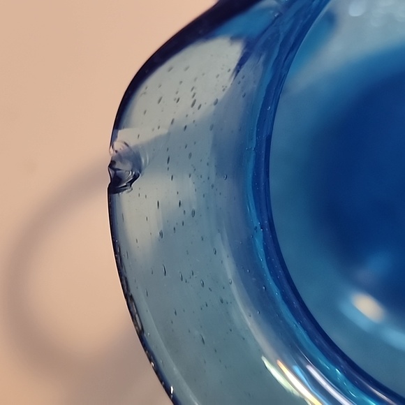 Crackle glass pitcher - Picture 2 of 4